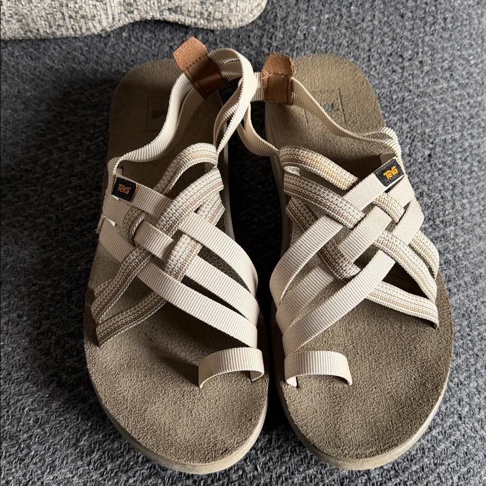 TEVA VOYA STRAPPY SANDALS SZ 9 - Picture 2 of 9